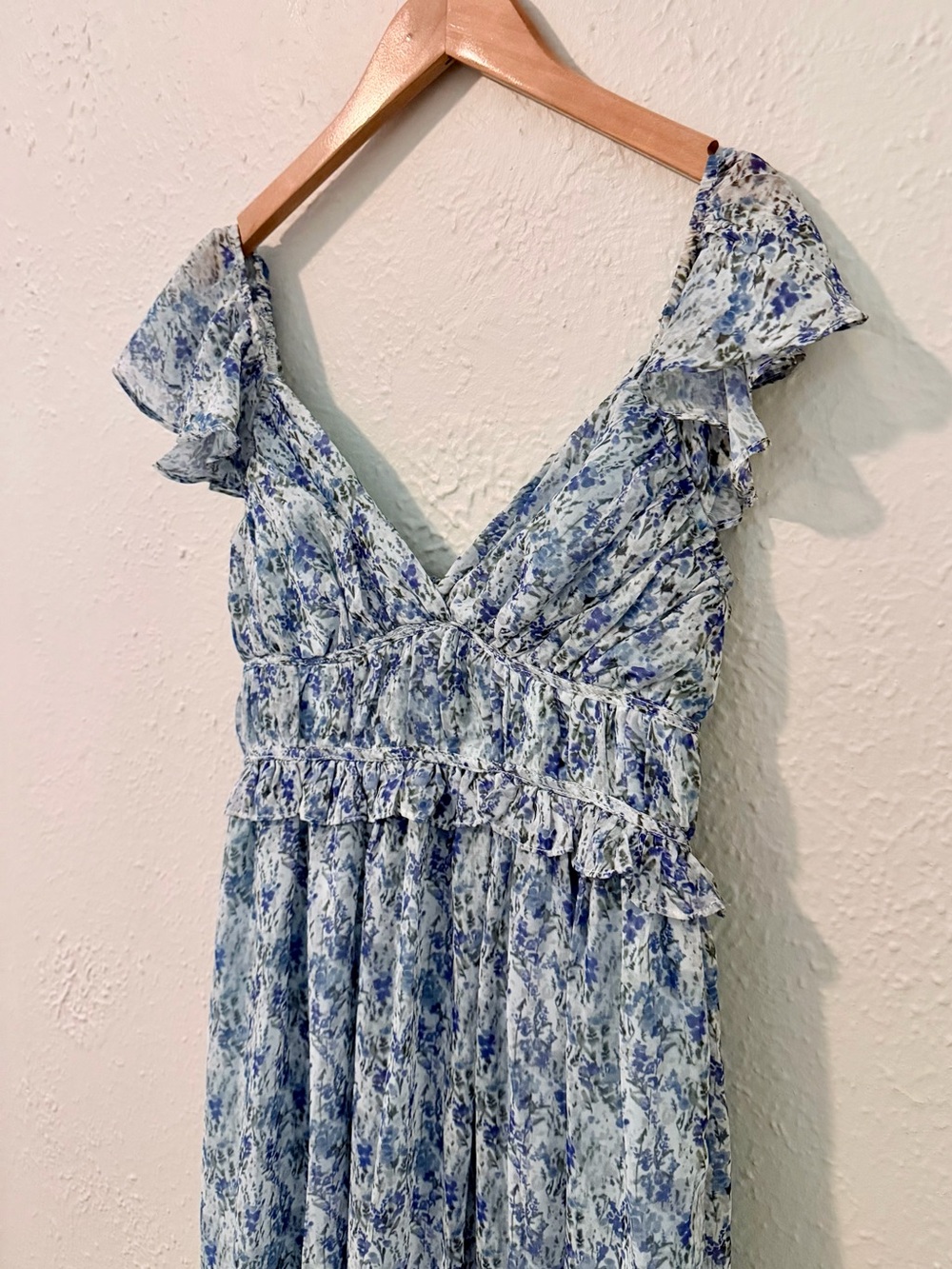 Blue Floral Ruffle V‑Neck Maxi Dress
